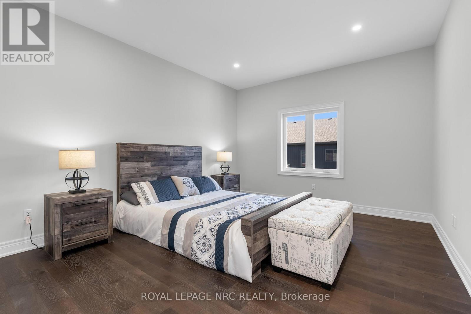 












732 CLARENCE STREET

,
Port Colborne (Sugarloaf),




Ontario
L3K0A8

