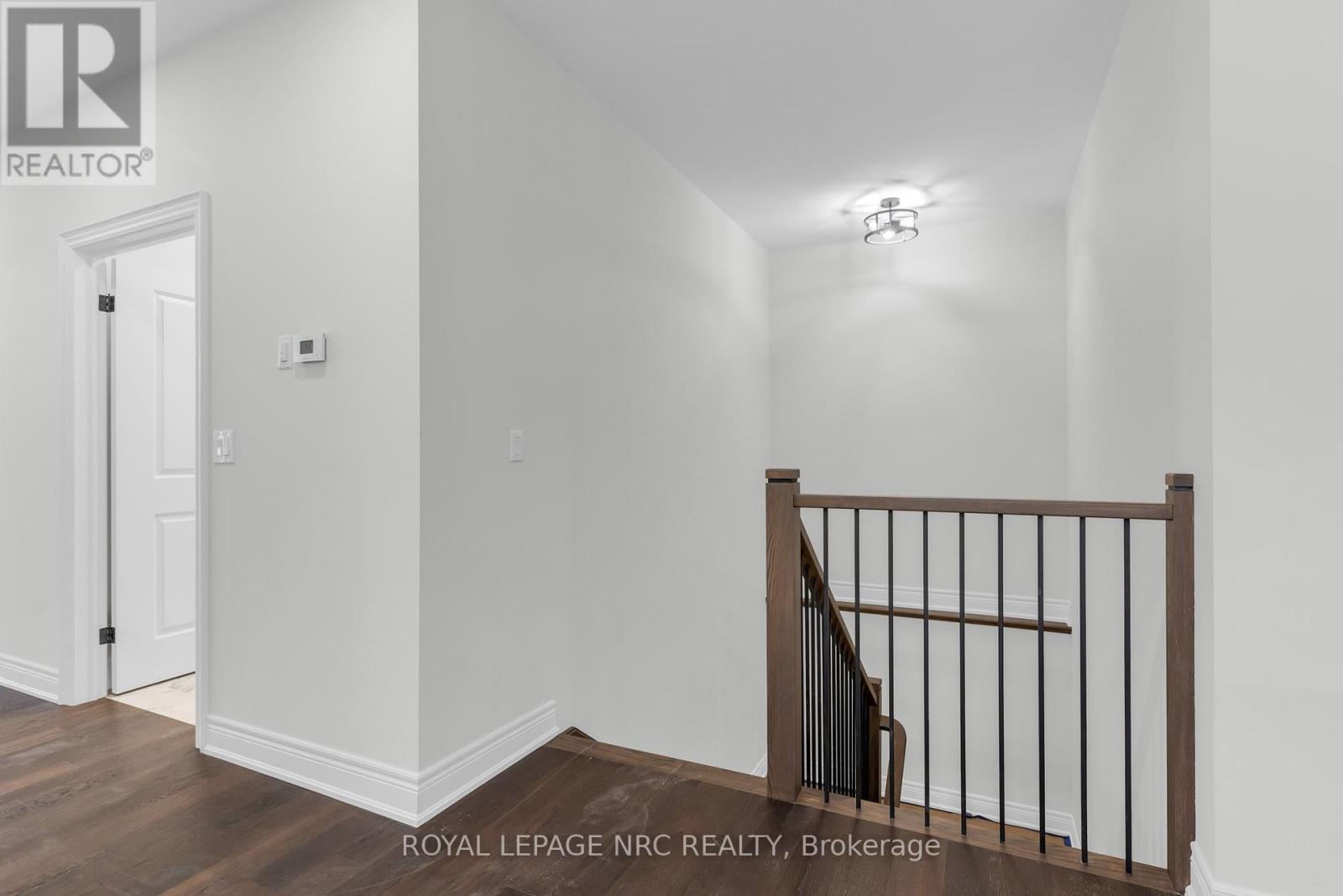 












732 CLARENCE STREET

,
Port Colborne (Sugarloaf),




Ontario
L3K0A8

