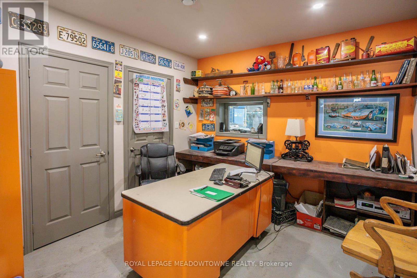 












4931 7TH LINE

,
Guelph/Eramosa,




Ontario
N0B2K0

