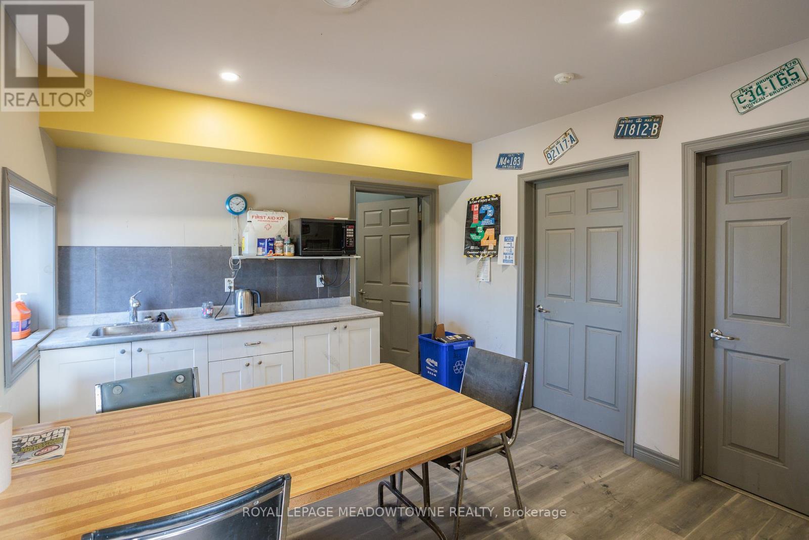 












4931 7TH LINE

,
Guelph/Eramosa,




Ontario
N0B2K0

