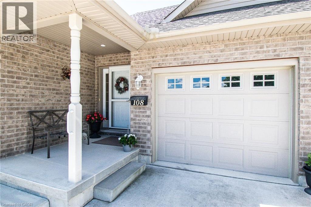 












108 FOREST Street E

,
Dunnville,




Ontario
N1A1N8

