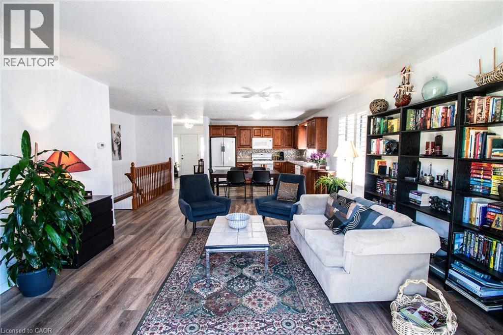 












108 FOREST Street E

,
Dunnville,




Ontario
N1A1N8

