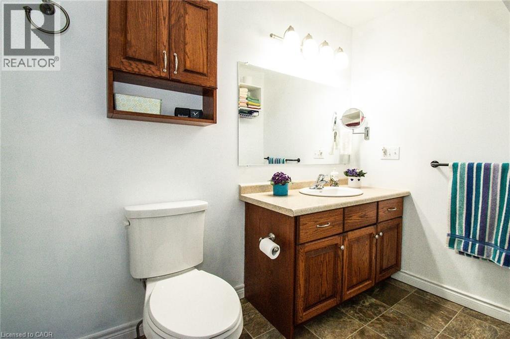 












108 FOREST Street E

,
Dunnville,




Ontario
N1A1N8

