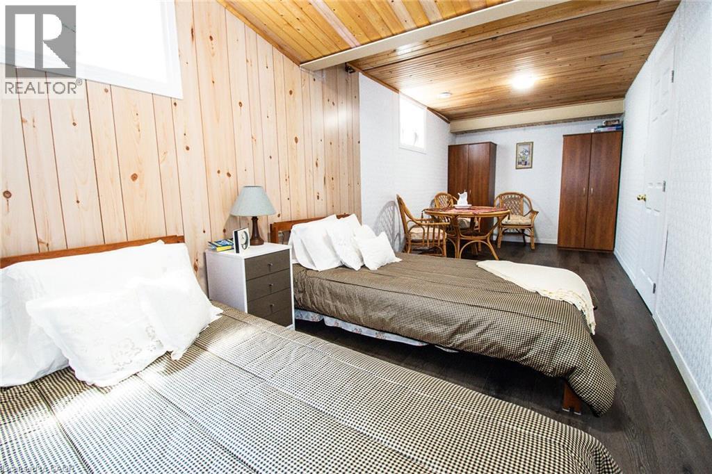 












108 FOREST Street E

,
Dunnville,




Ontario
N1A1N8

