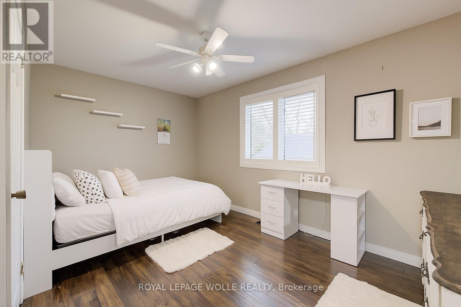 












1 EDGEWOOD COURT

,
Wellesley,




Ontario
N0B2T0

