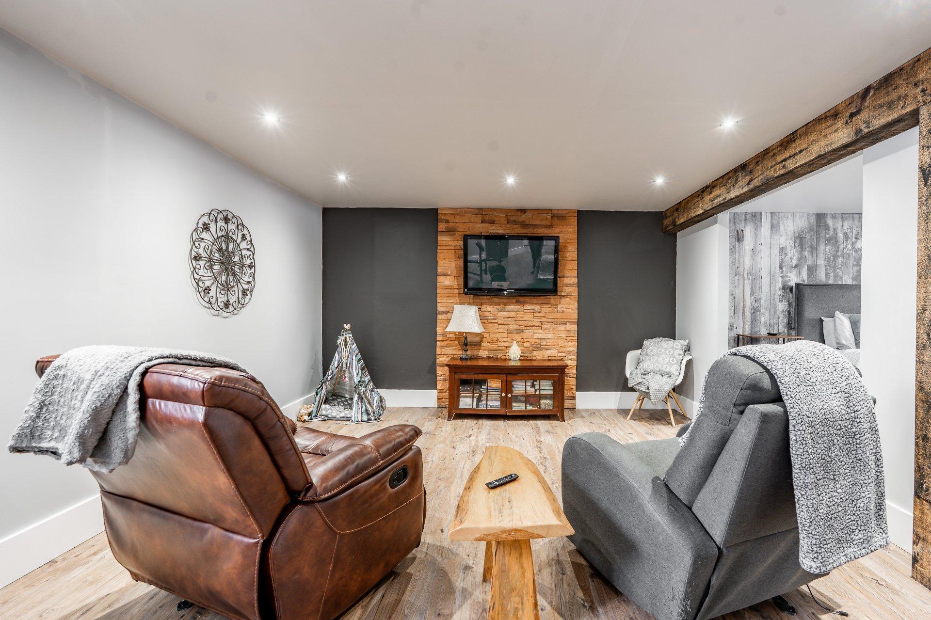 









360


Rue du Centaure

,
L'Épiphanie,




QC
J5X3K9

