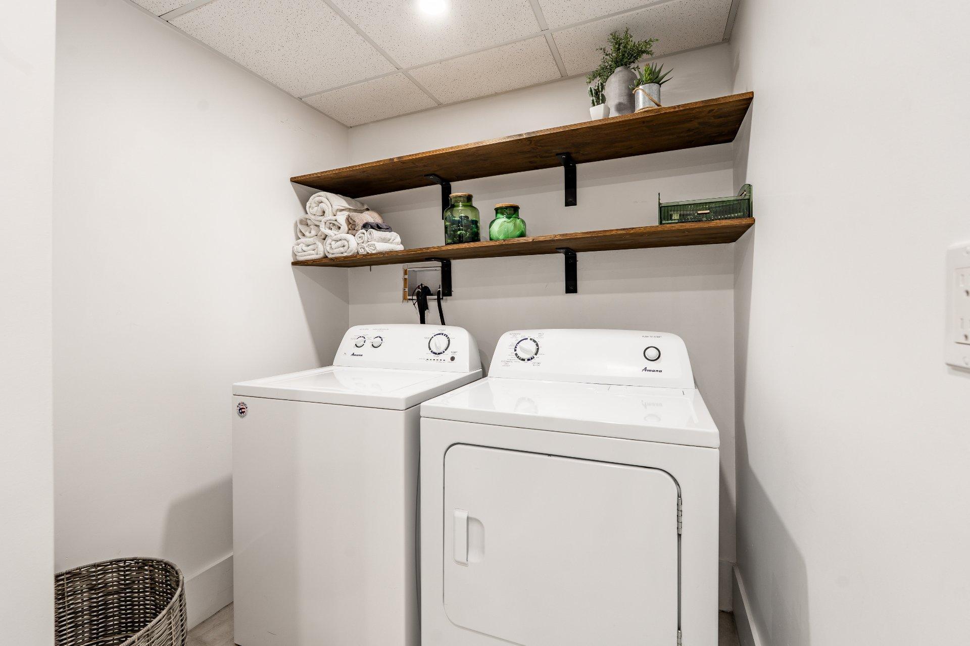 









360


Rue du Centaure

,
L'Épiphanie,




QC
J5X3K9

