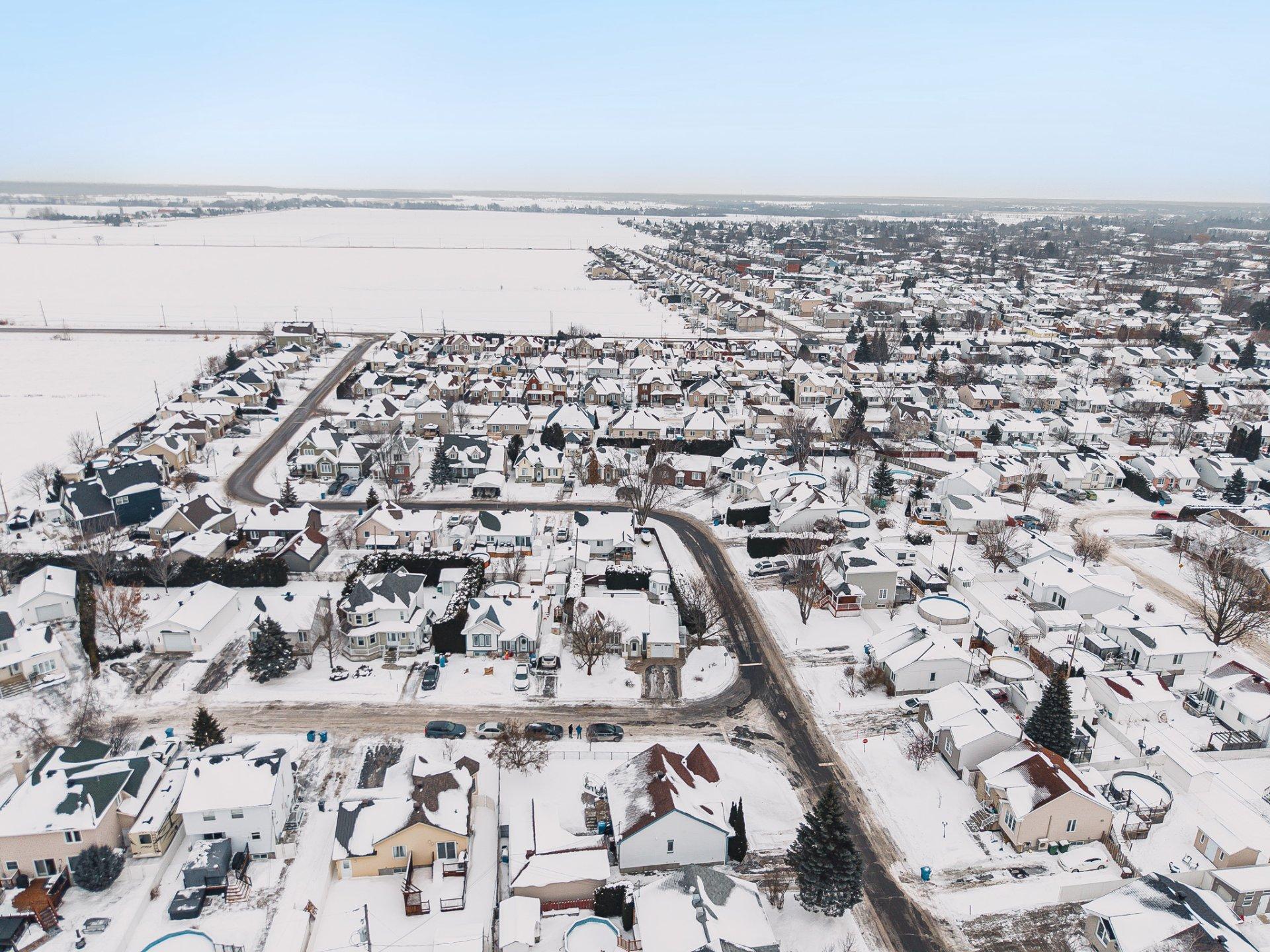 









360


Rue du Centaure

,
L'Épiphanie,




QC
J5X3K9

