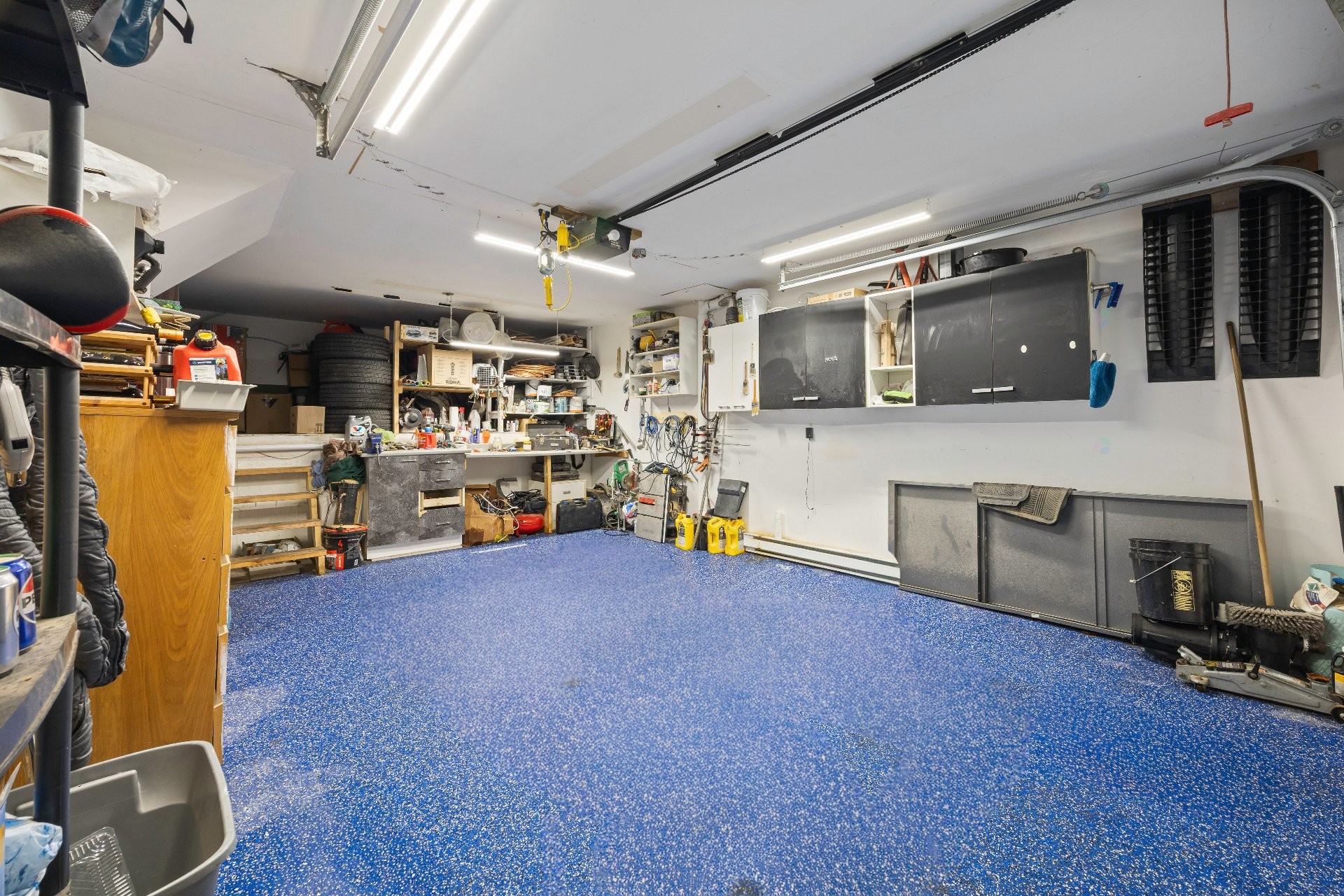 









475


Boul. des Prés-Verts

,
La Prairie,




QC
J5R5G7

