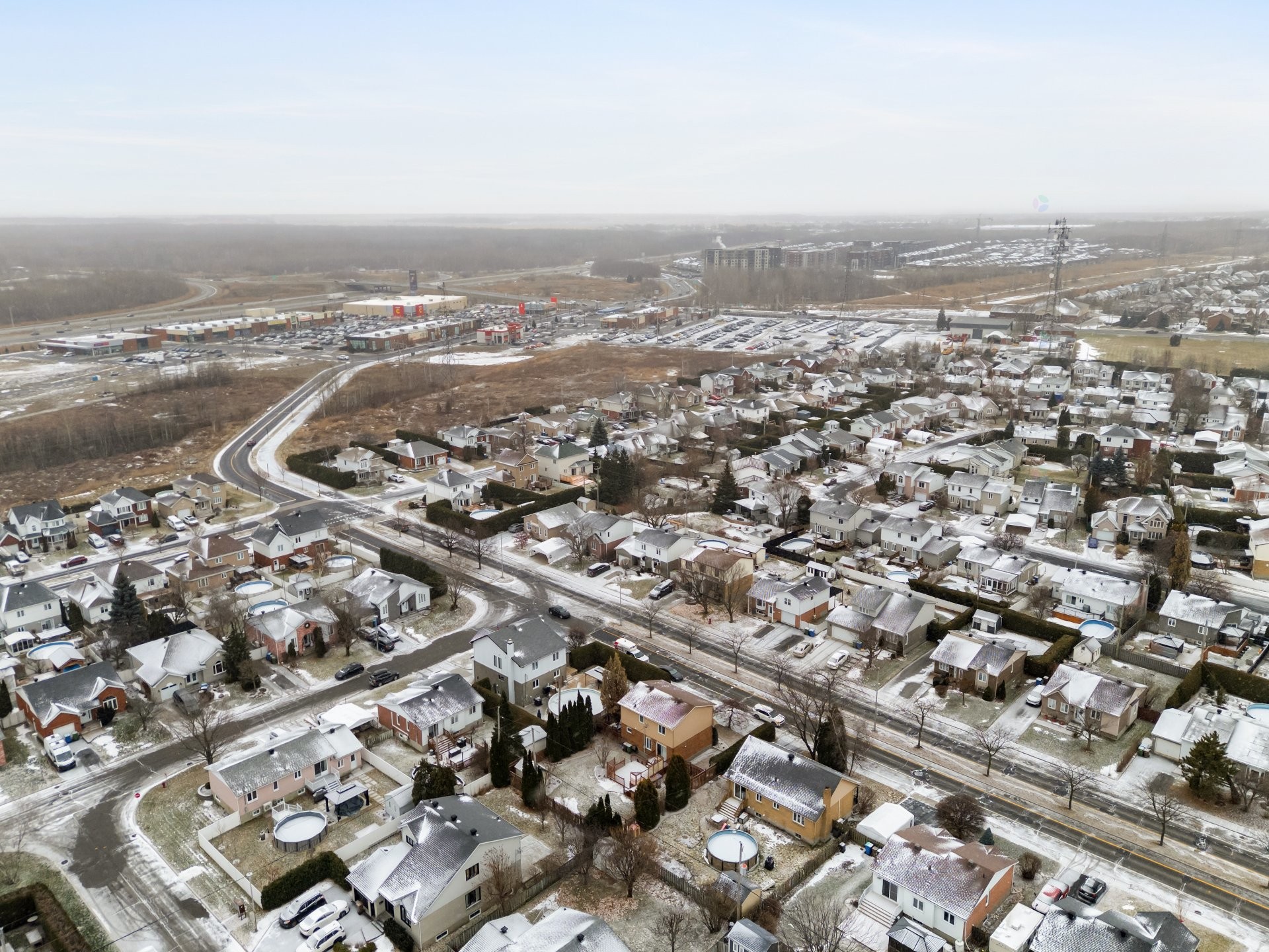 









475


Boul. des Prés-Verts

,
La Prairie,




QC
J5R5G7

