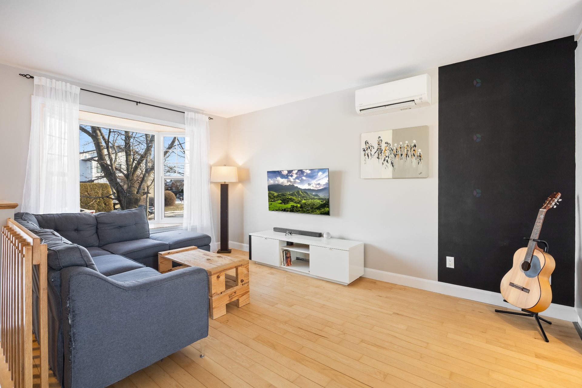 









475


Boul. des Prés-Verts

,
La Prairie,




QC
J5R5G7

