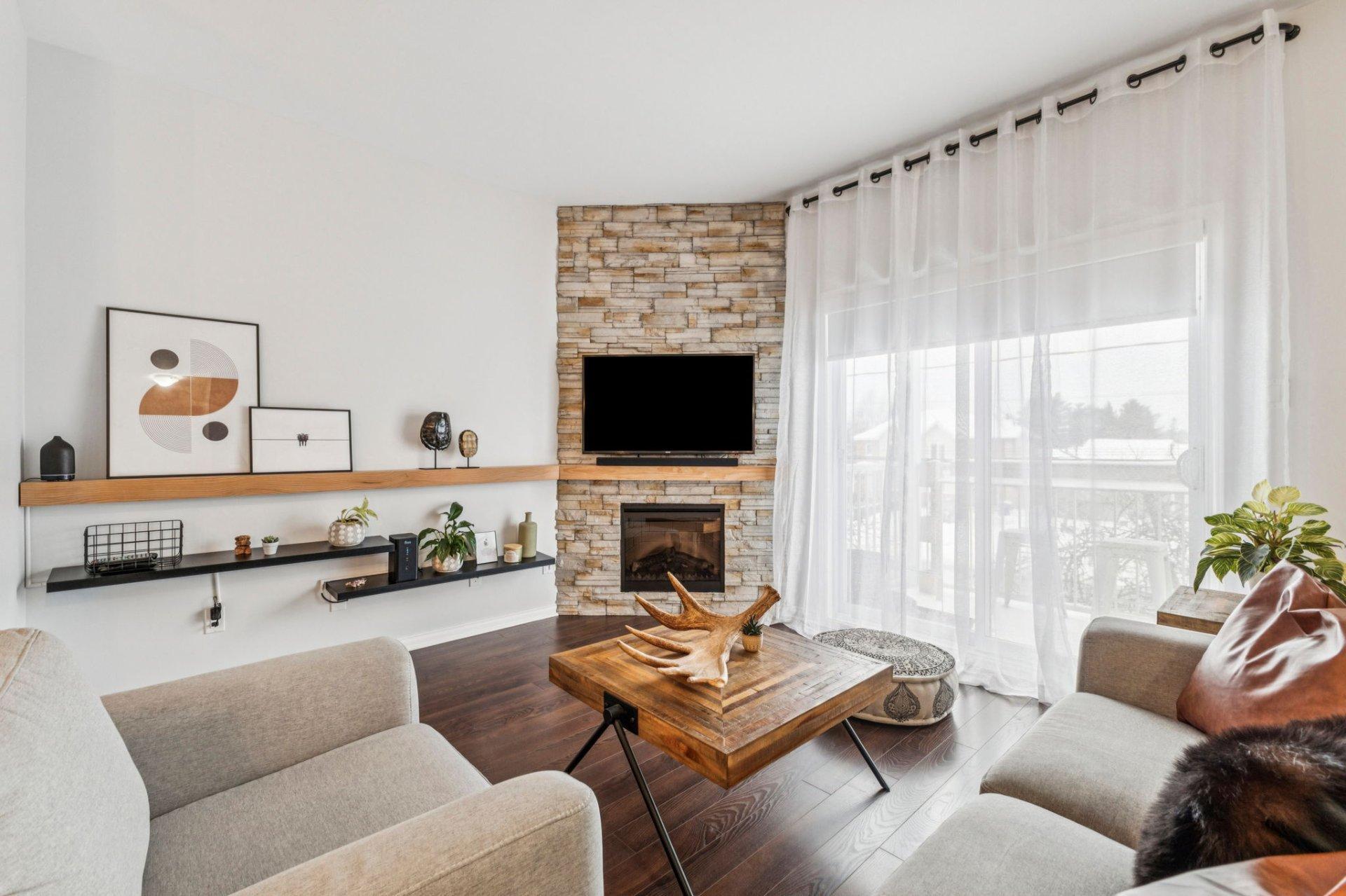 









1490


Boul. Maloney E.

, 3,
Gatineau (Gatineau),




QC
J8P1J3

