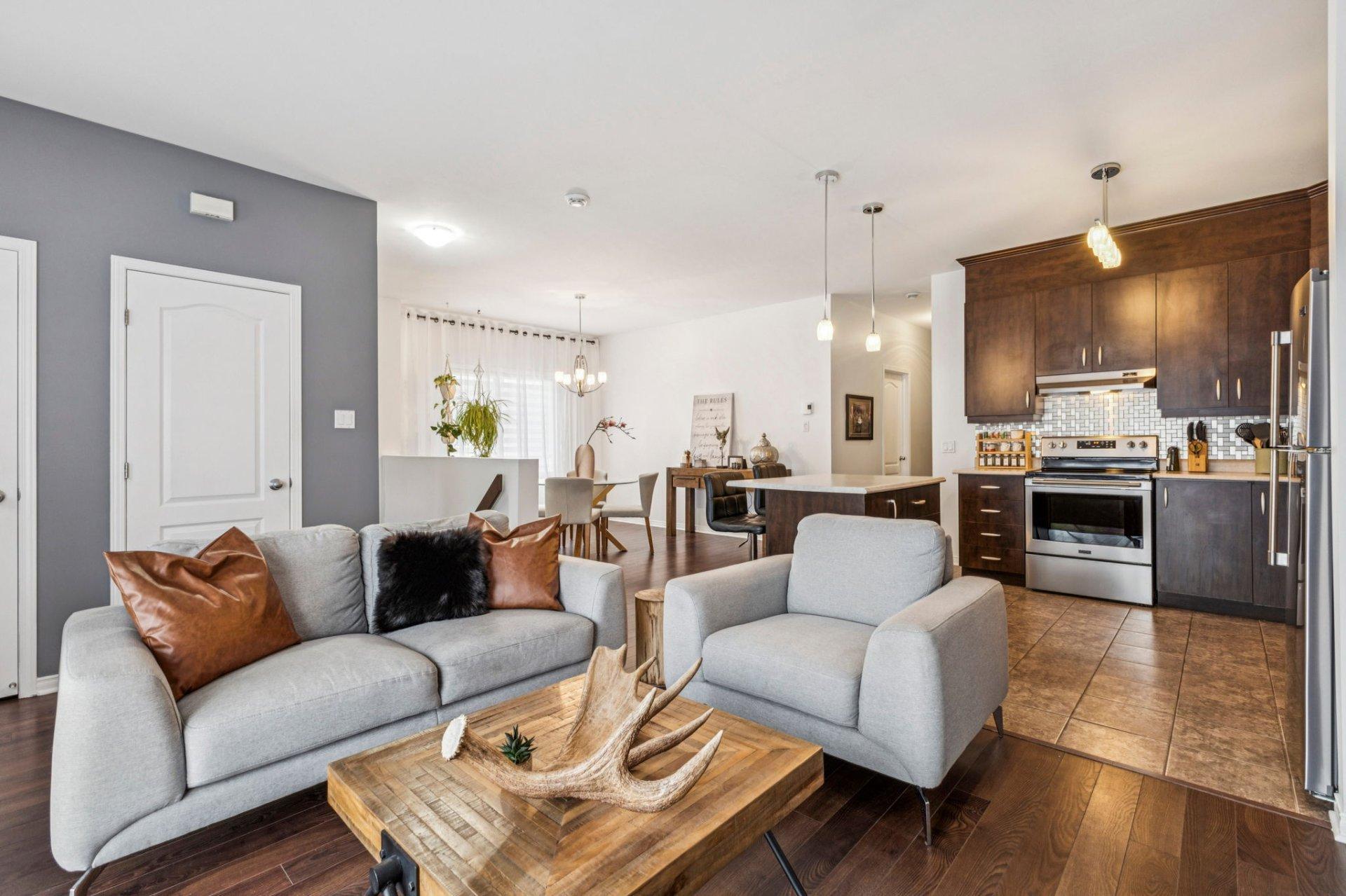 









1490


Boul. Maloney E.

, 3,
Gatineau (Gatineau),




QC
J8P1J3

