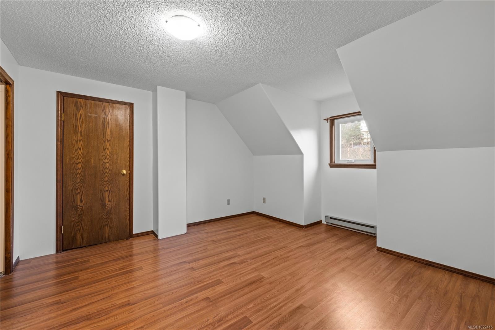 









618


Beach

Dr,
Nanaimo,




BC
V9S 2X9

