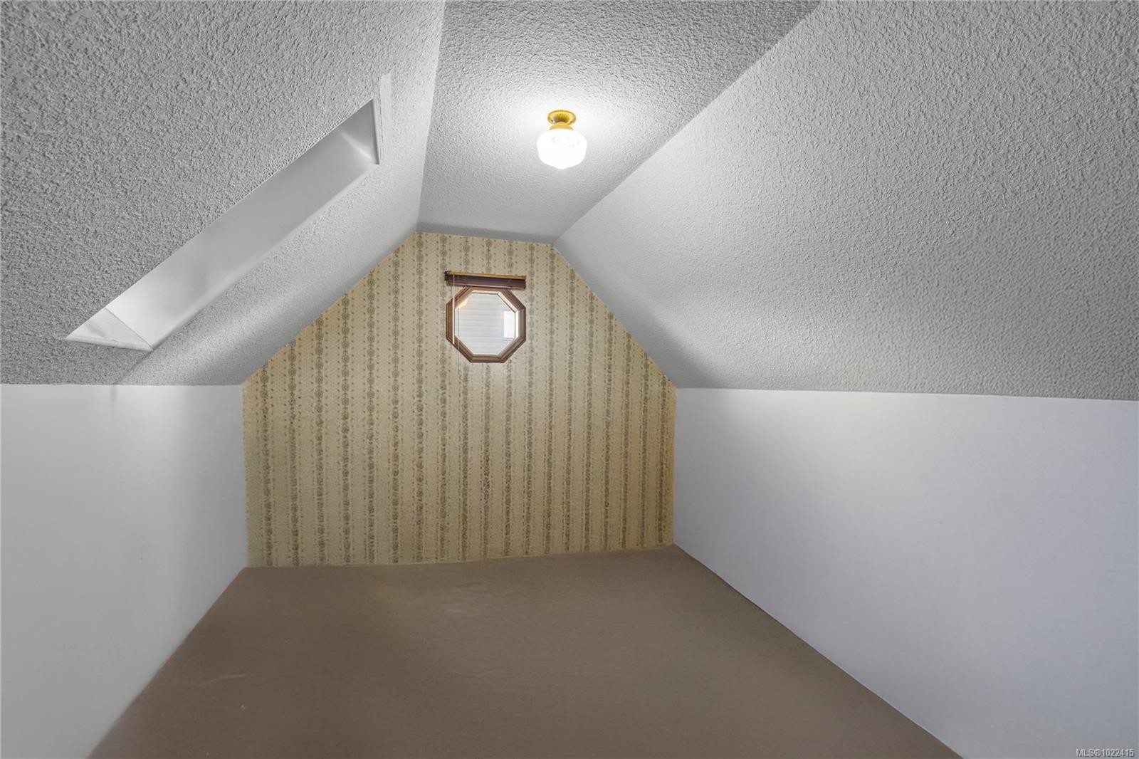 









618


Beach

Dr,
Nanaimo,




BC
V9S 2X9

