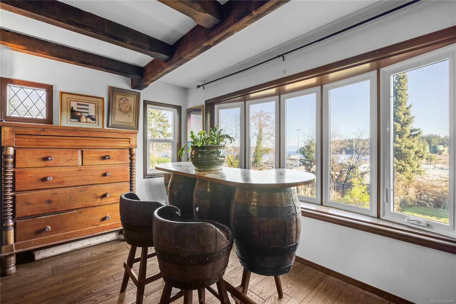 









618


Beach

Dr,
Nanaimo,




BC
V9S 2X9

