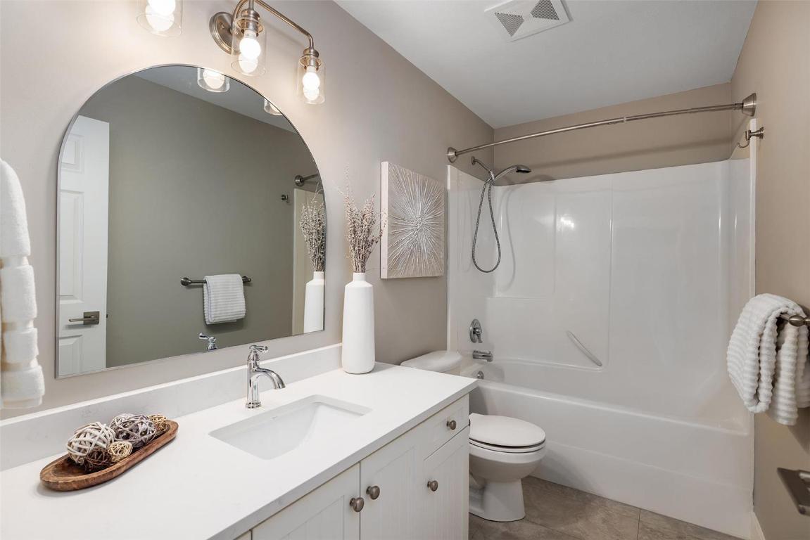 









1009


Hudson

Road,
West Kelowna,




BC
V1Z 1J2

