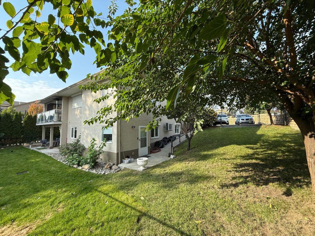 









1009


Hudson

Road,
West Kelowna,




BC
V1Z 1J2

