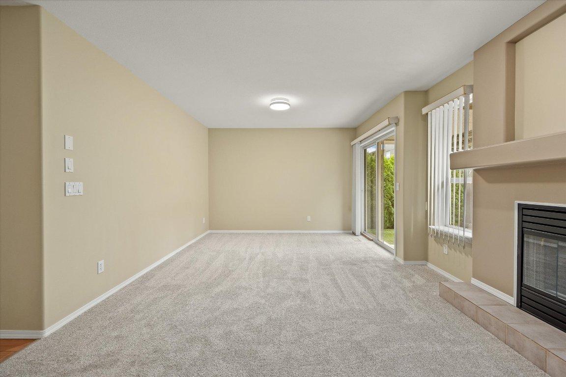 









680


Valley

Road, 12,
Kelowna,




BC
V1V 2J3

