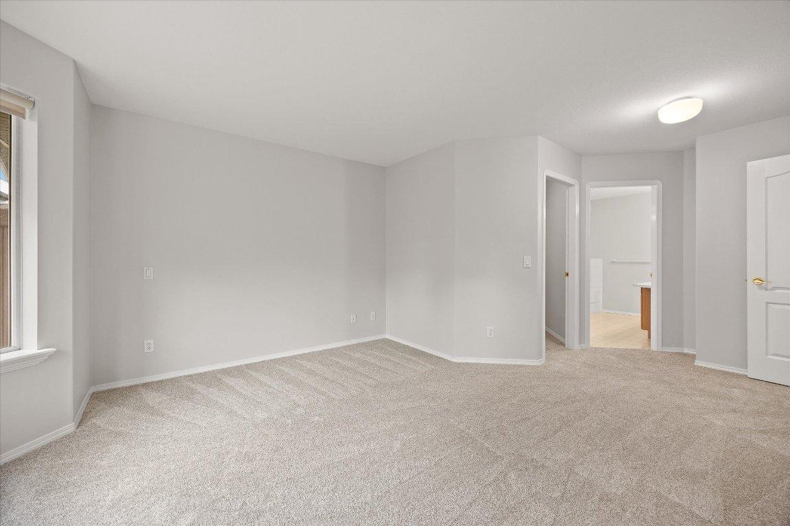 









680


Valley

Road, 12,
Kelowna,




BC
V1V 2J3

