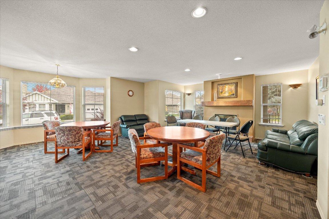 









680


Valley

Road, 12,
Kelowna,




BC
V1V 2J3

