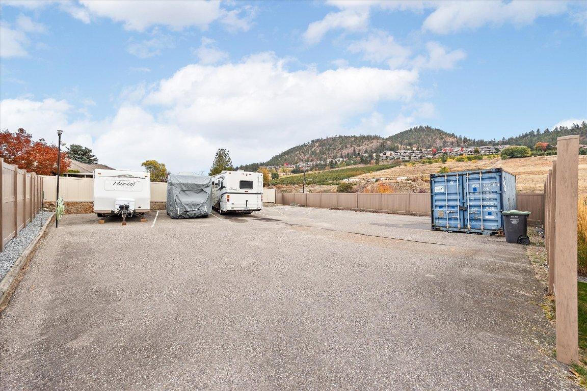 









680


Valley

Road, 12,
Kelowna,




BC
V1V 2J3

