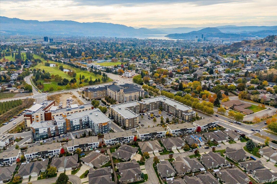 









680


Valley

Road, 12,
Kelowna,




BC
V1V 2J3

