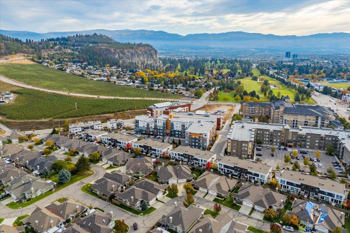 









680


Valley

Road, 12,
Kelowna,




BC
V1V 2J3

