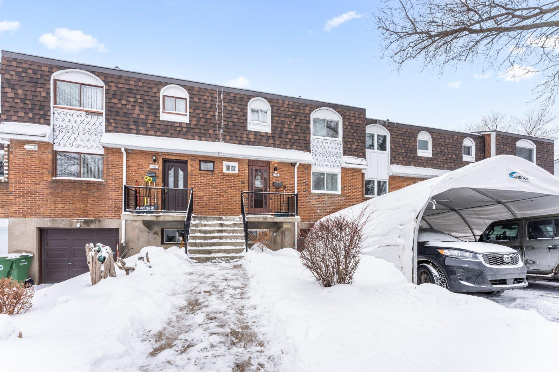 









1125


Tsse Jacques-Léonard

,
Montréal (Rivière-des-Prairies/Pointe-aux-Trembles),




QC
H1A3K4

