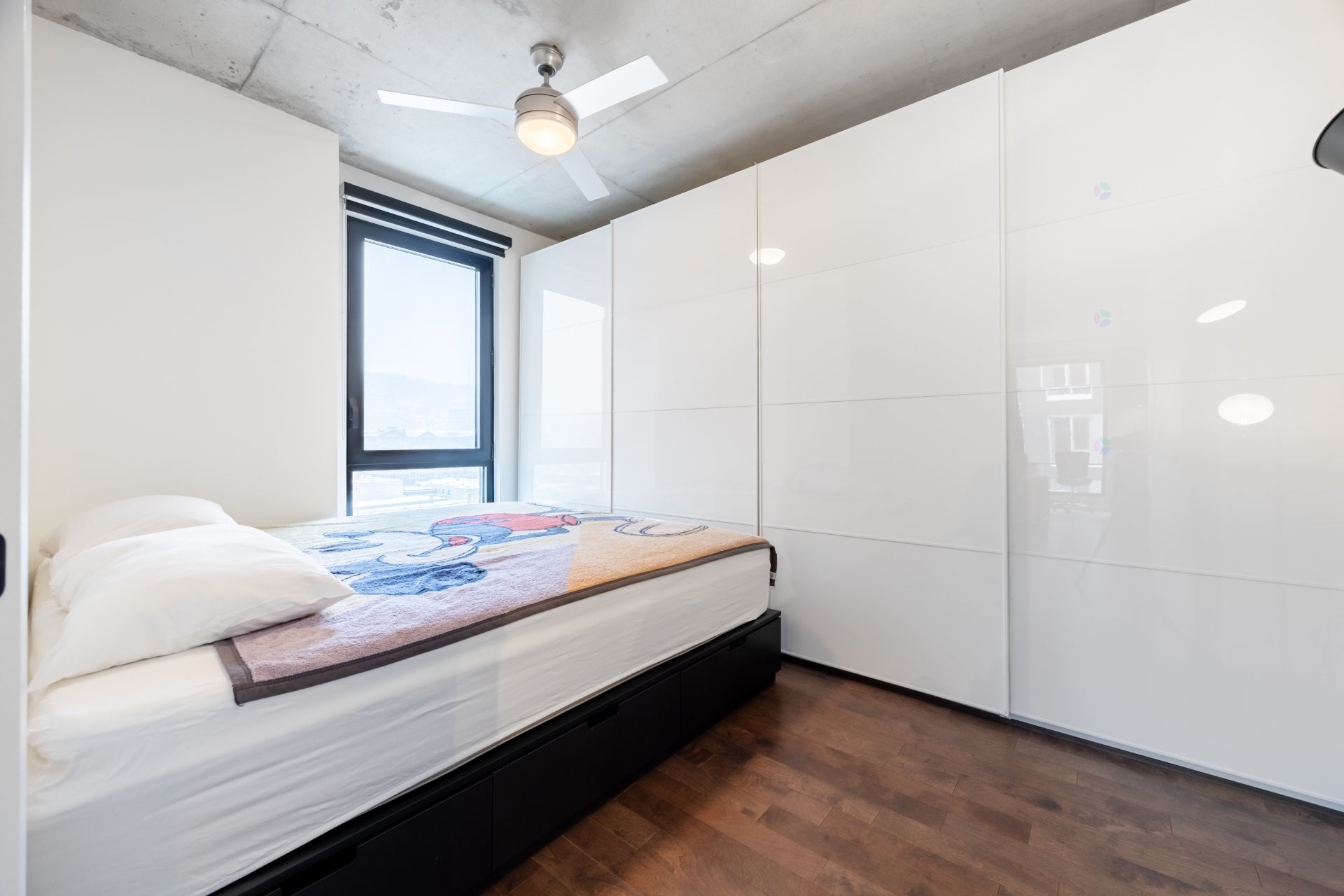 









1414


Rue Chomedey

, 1002,
Montréal (Ville-Marie),




QC
H3H0A2

