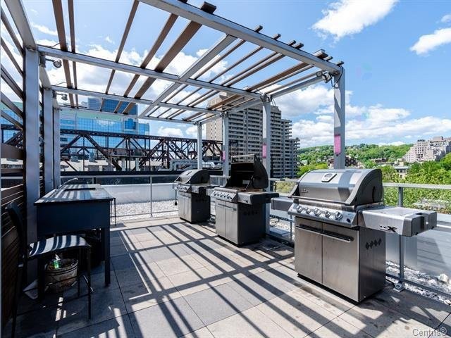 









1414


Rue Chomedey

, 1002,
Montréal (Ville-Marie),




QC
H3H0A2

