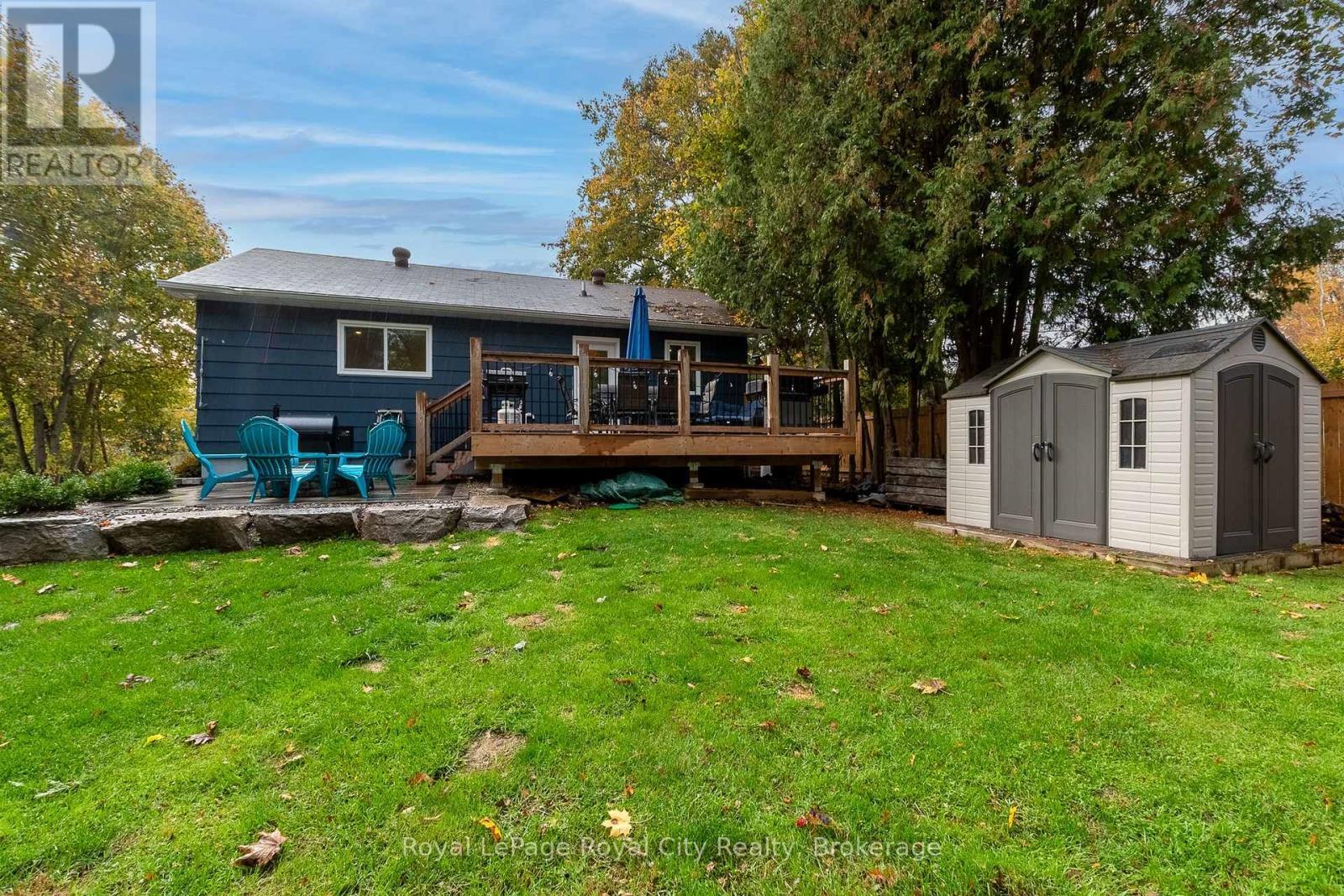 












3697 GEORGE JOHNSTON ROAD

,
Springwater,




Ontario
L4M4S4

