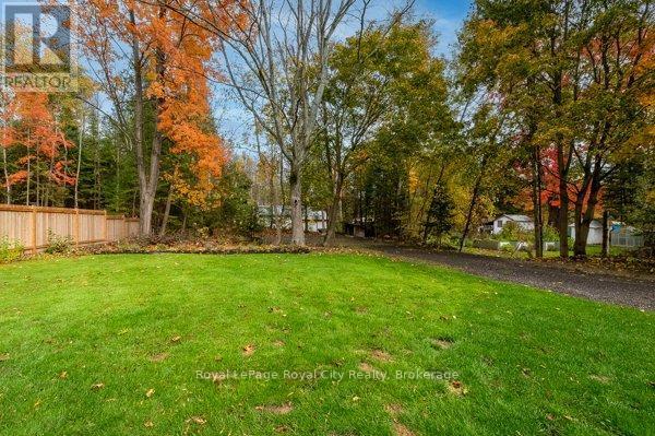 












3697 GEORGE JOHNSTON ROAD

,
Springwater,




Ontario
L4M4S4

