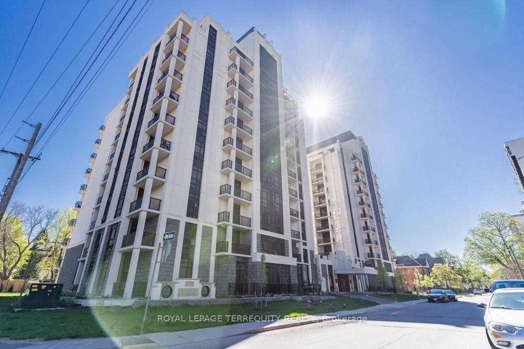 









81


Robinson

Street, 104,
Hamilton,




ON
L8P 0C2

