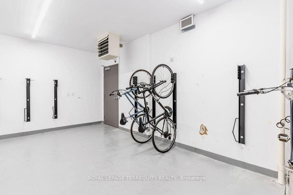 









81


Robinson

Street, 104,
Hamilton,




ON
L8P 0C2

