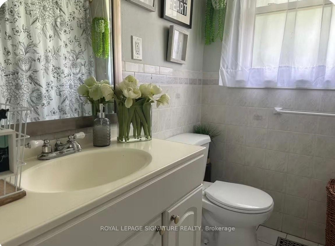 









1350


Rebecca

Street,
Oakville,




ON
L6L 1Z4

