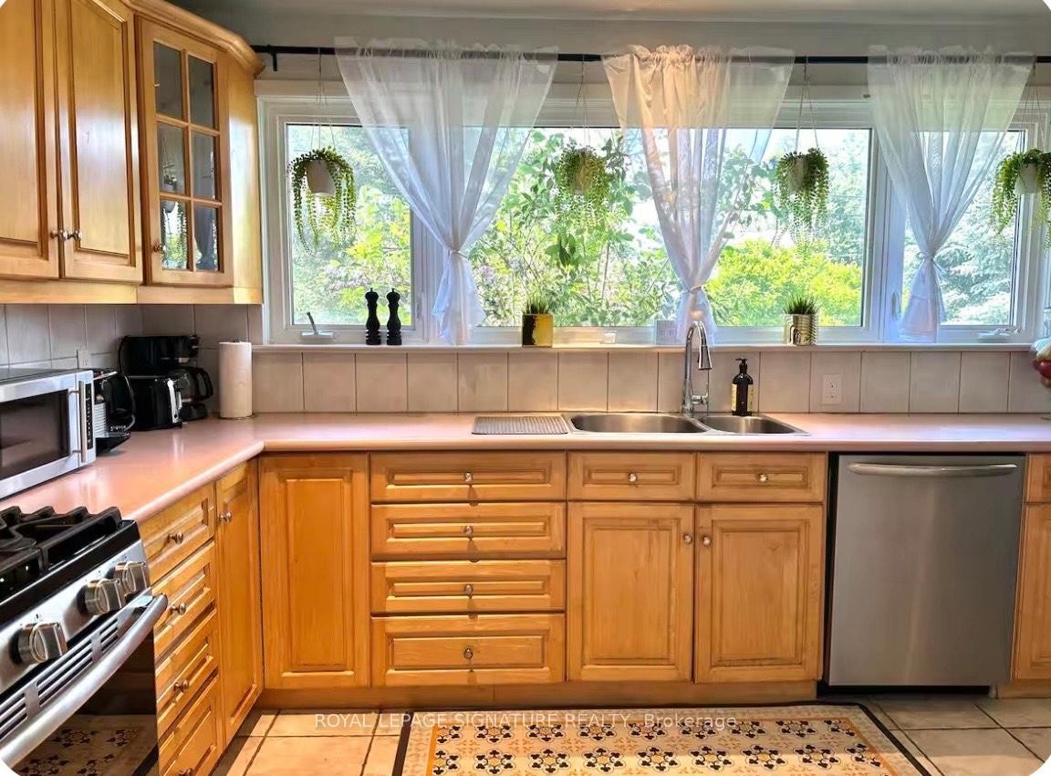 









1350


Rebecca

Street,
Oakville,




ON
L6L 1Z4

