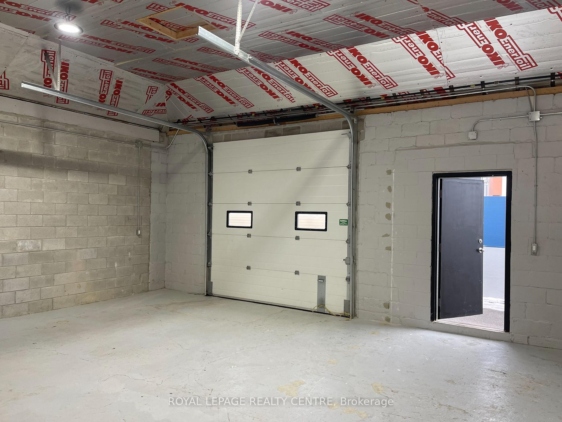 









1285


St Mary's

Avenue,
Mississauga,




ON
L5E 1H8

