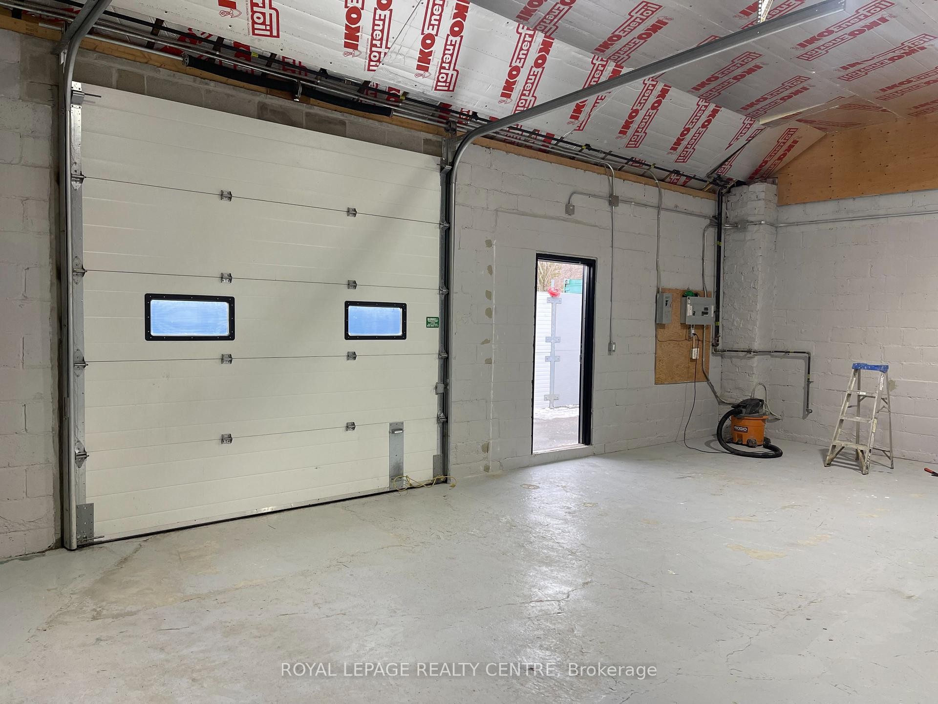 









1285


St Mary's

Avenue,
Mississauga,




ON
L5E 1H8

