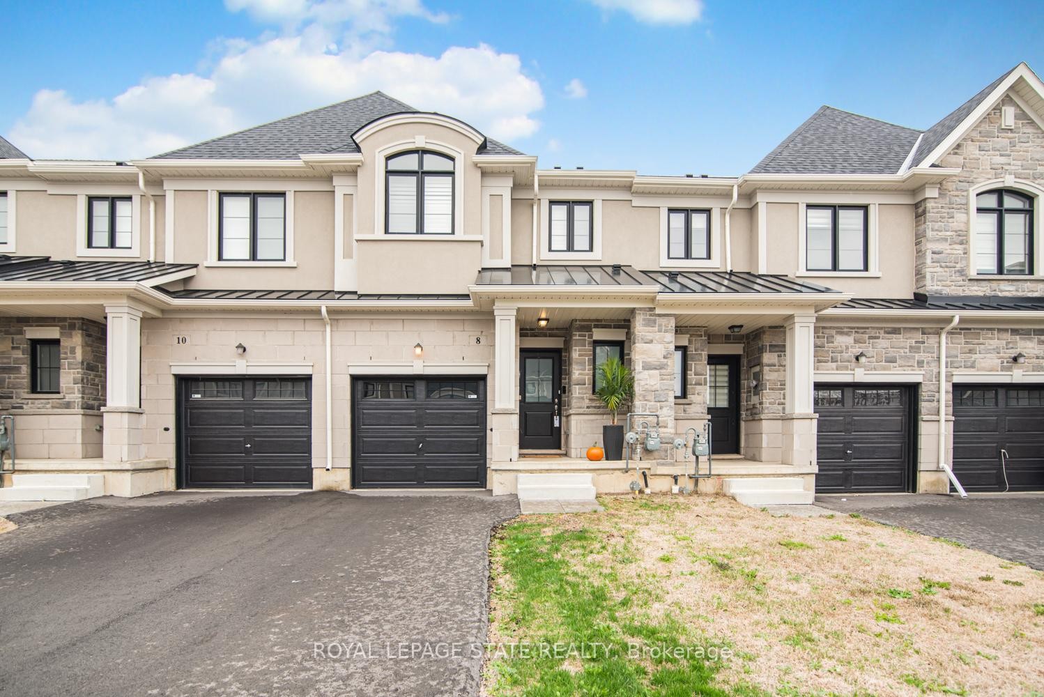 









8


Mia

Drive,
Hamilton,




ON
L9B 0K1

