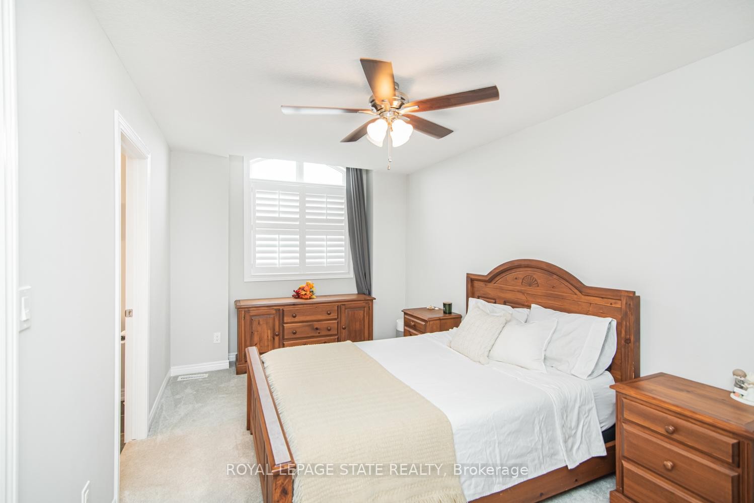 









8


Mia

Drive,
Hamilton,




ON
L9B 0K1

