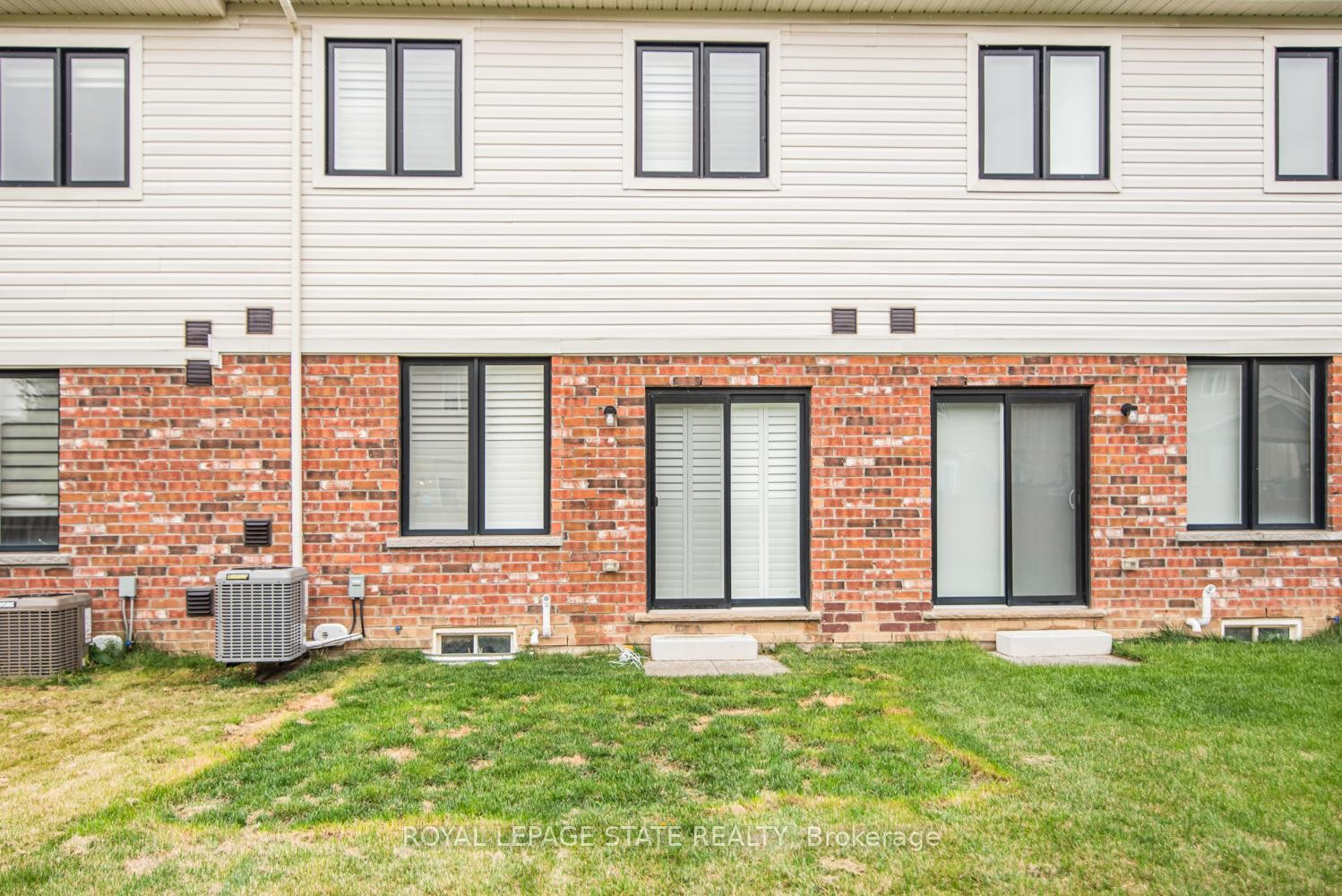 









8


Mia

Drive,
Hamilton,




ON
L9B 0K1

