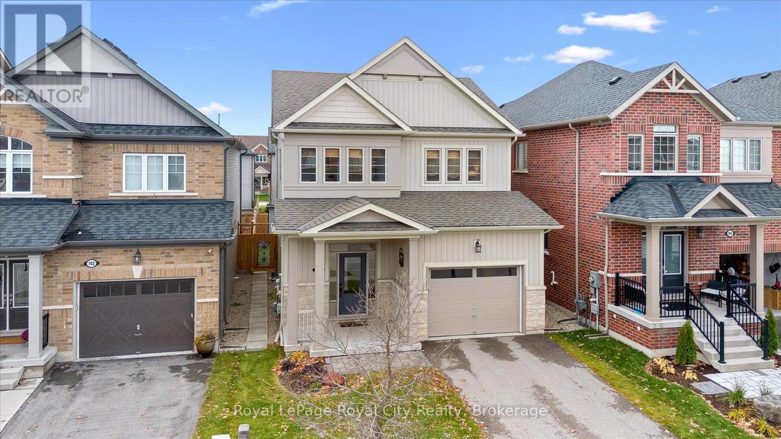 












98 KAY CRESCENT

,
Centre Wellington (Fergus),




Ontario
N1M0G2

