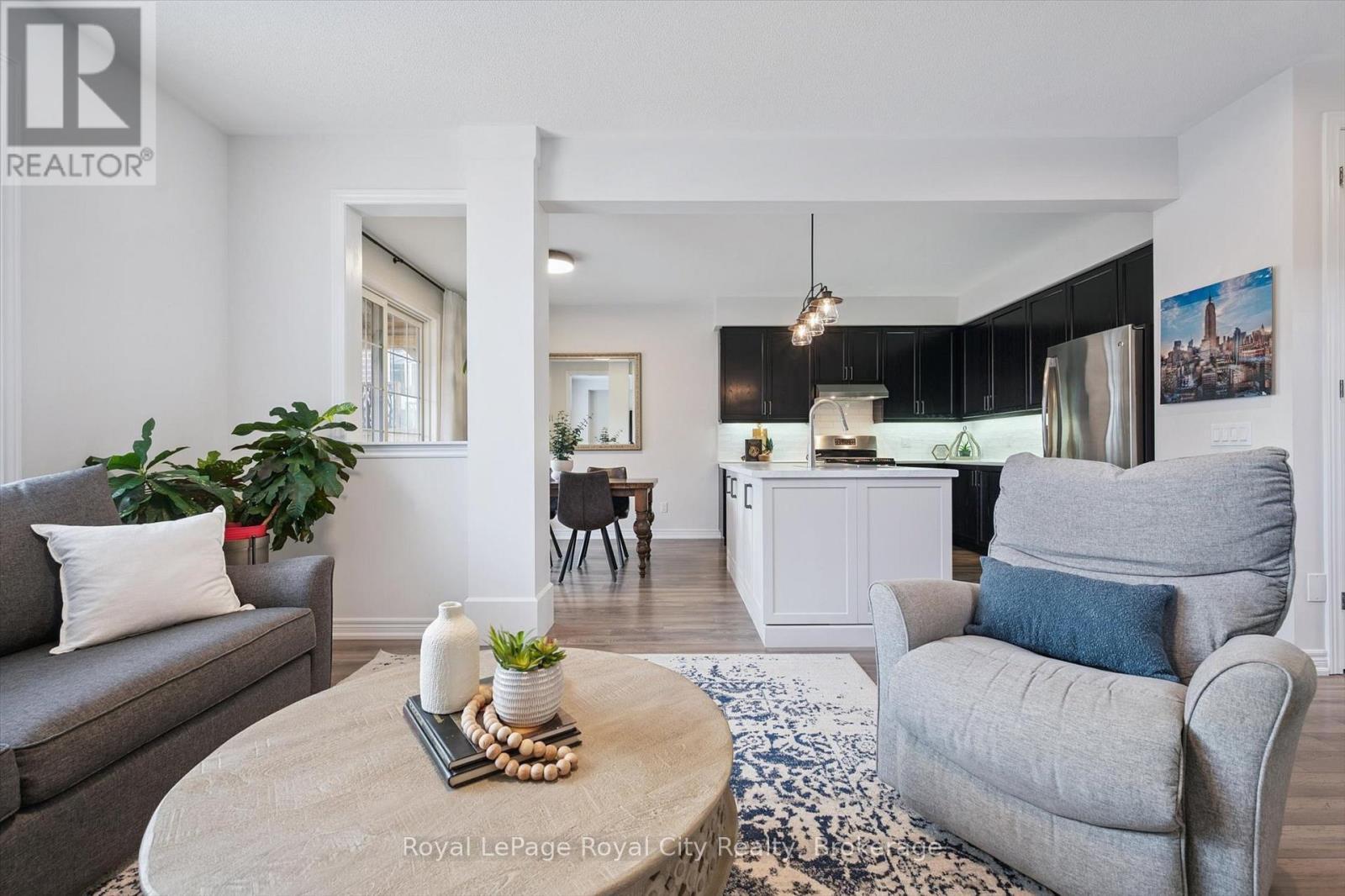 












98 KAY CRESCENT

,
Centre Wellington (Fergus),




Ontario
N1M0G2

