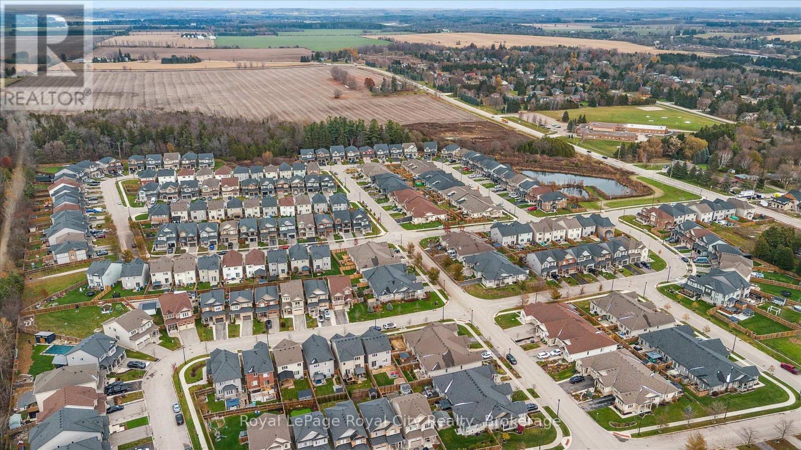 












98 KAY CRESCENT

,
Centre Wellington (Fergus),




Ontario
N1M0G2

