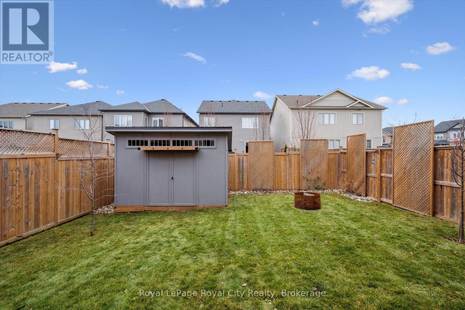 












98 KAY CRESCENT

,
Centre Wellington (Fergus),




Ontario
N1M0G2

