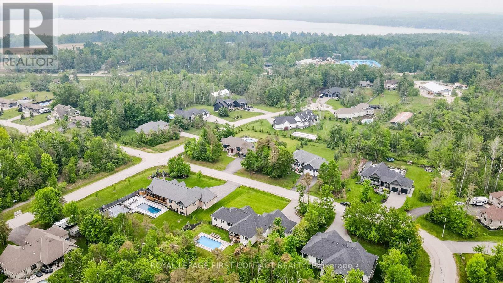 












2066 ELANA DRIVE

,
Severn,




Ontario
L3V0C2

