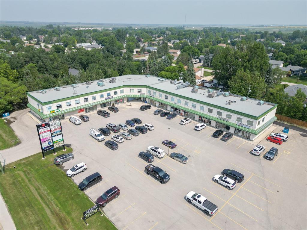 












203 449 Main Street

,
Oakbank,




Manitoba
R0E1J0

