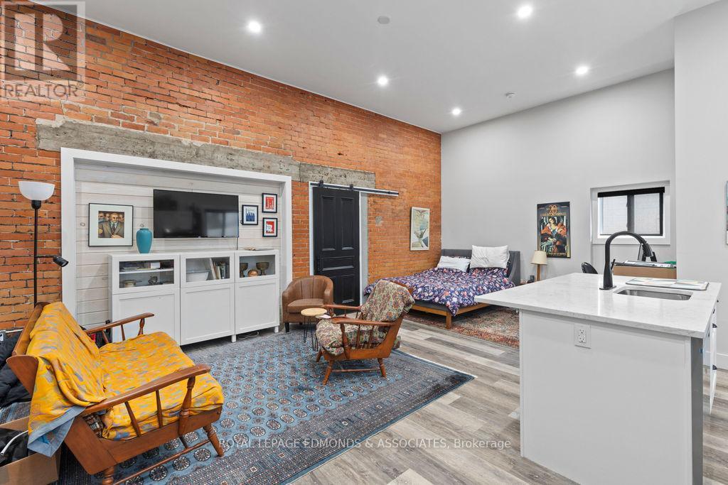 












201 PEMBROKE STREET W

,
Pembroke,




Ontario
K8A5N1

