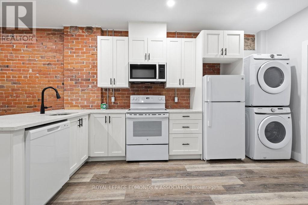 












201 PEMBROKE STREET W

,
Pembroke,




Ontario
K8A5N1

